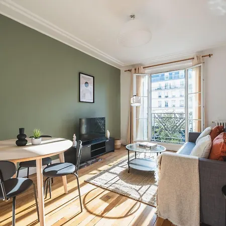 De Gamme A Grenelle Apartment Paris